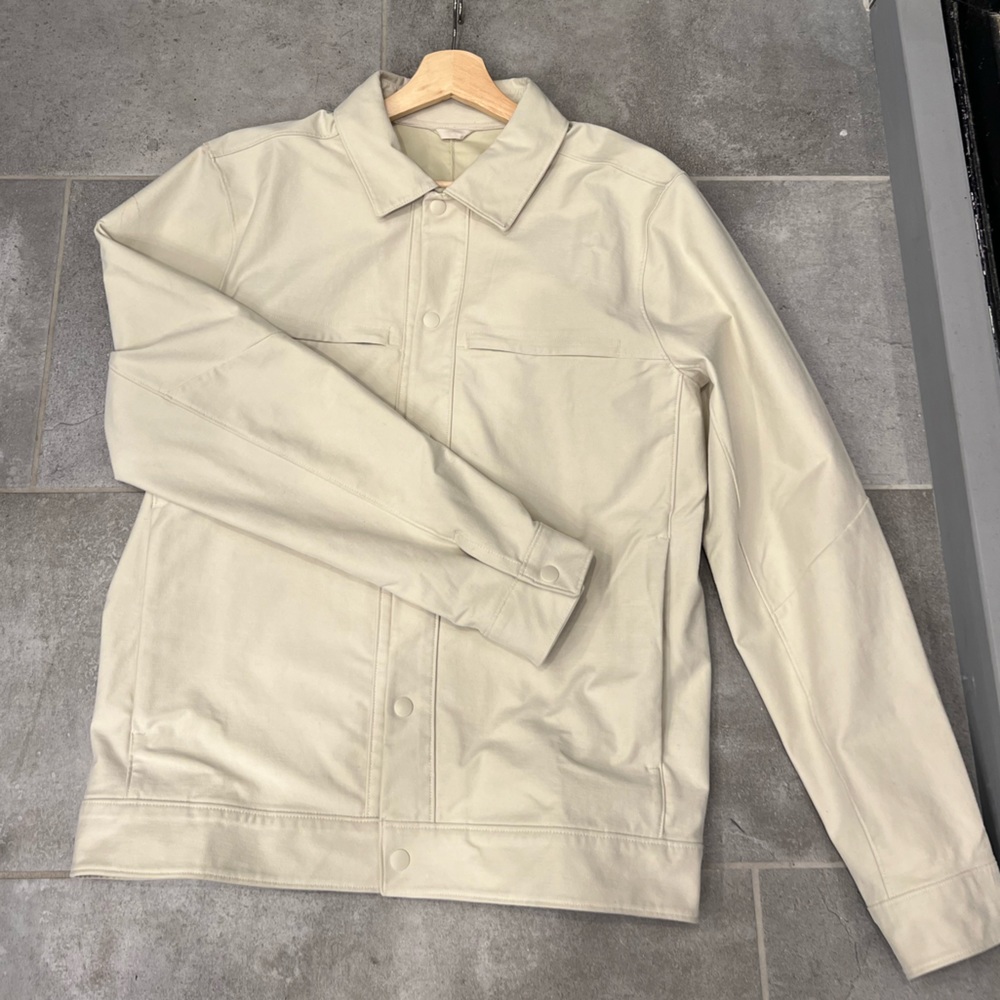lululemon - City Excusion Jacket - Ivory - Large